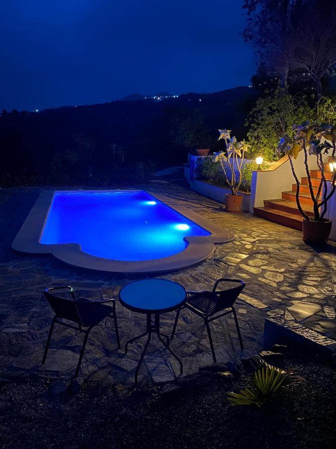 הוילה La Rustica En Vinuela, Piscina Privada מראה חיצוני תמונה